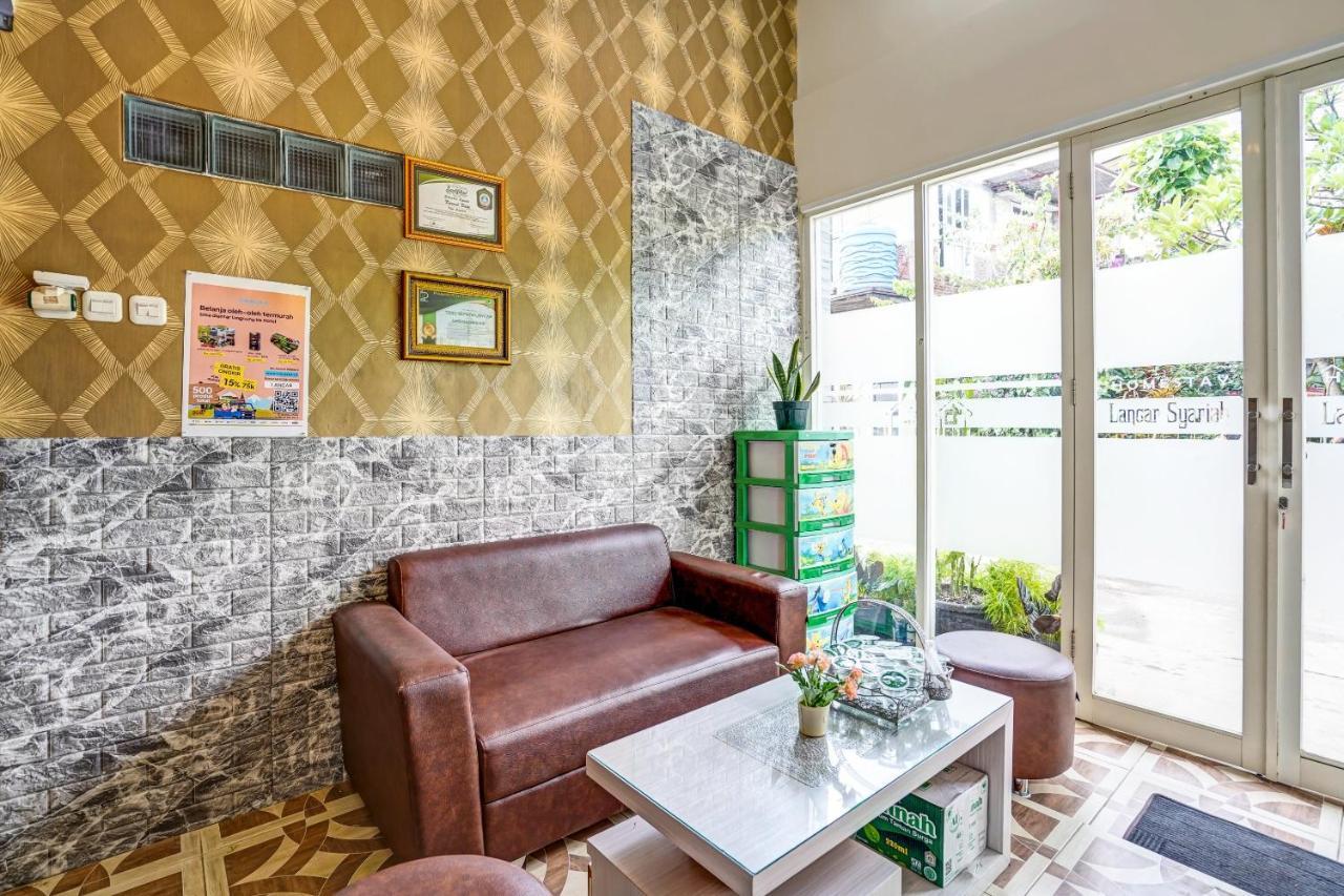 Super Oyo 90642 Lancar Homestay Syariah Tlekung Exteriér fotografie