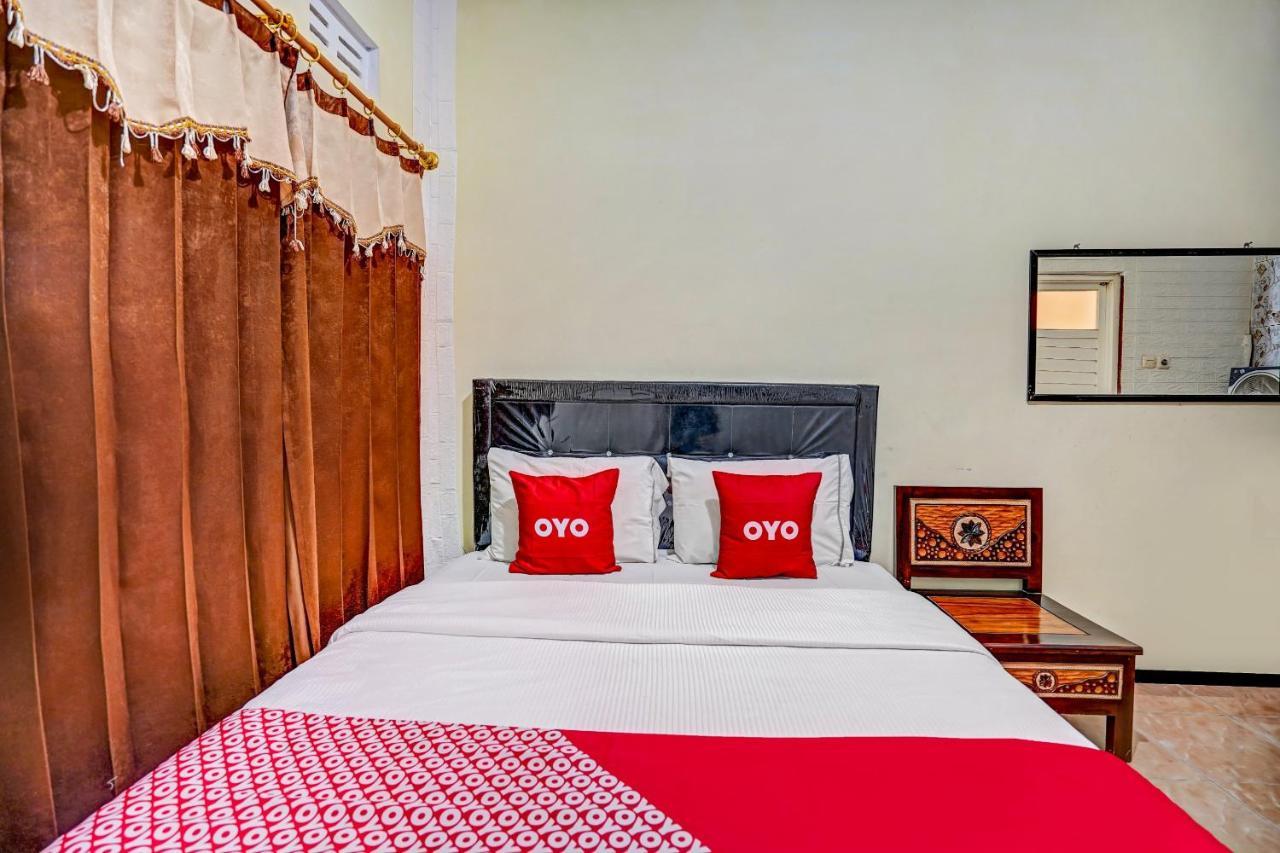 Super Oyo 90642 Lancar Homestay Syariah Tlekung Exteriér fotografie